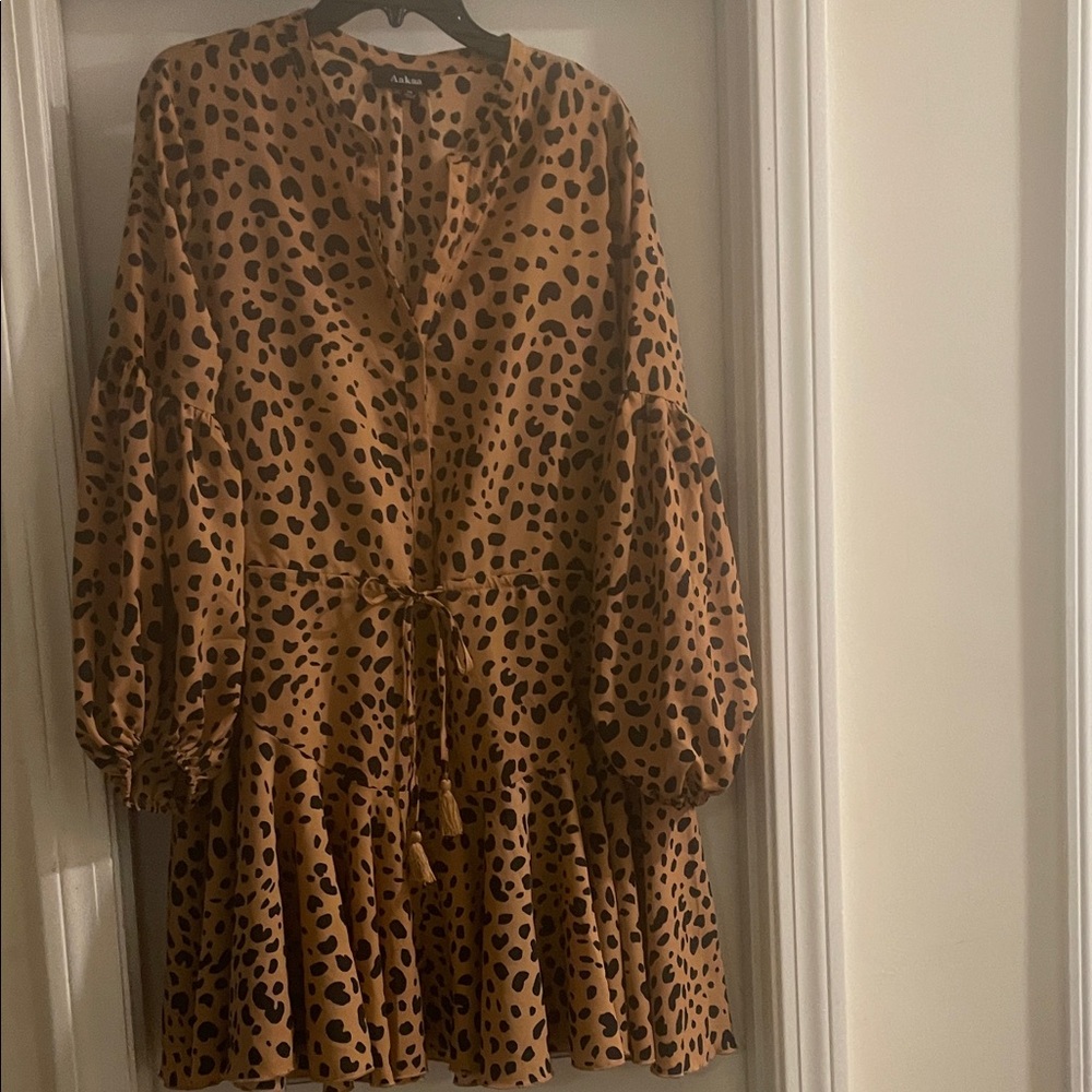 Vici Tan and Black Leopard Print Blouse